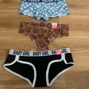 3 women’s underwear